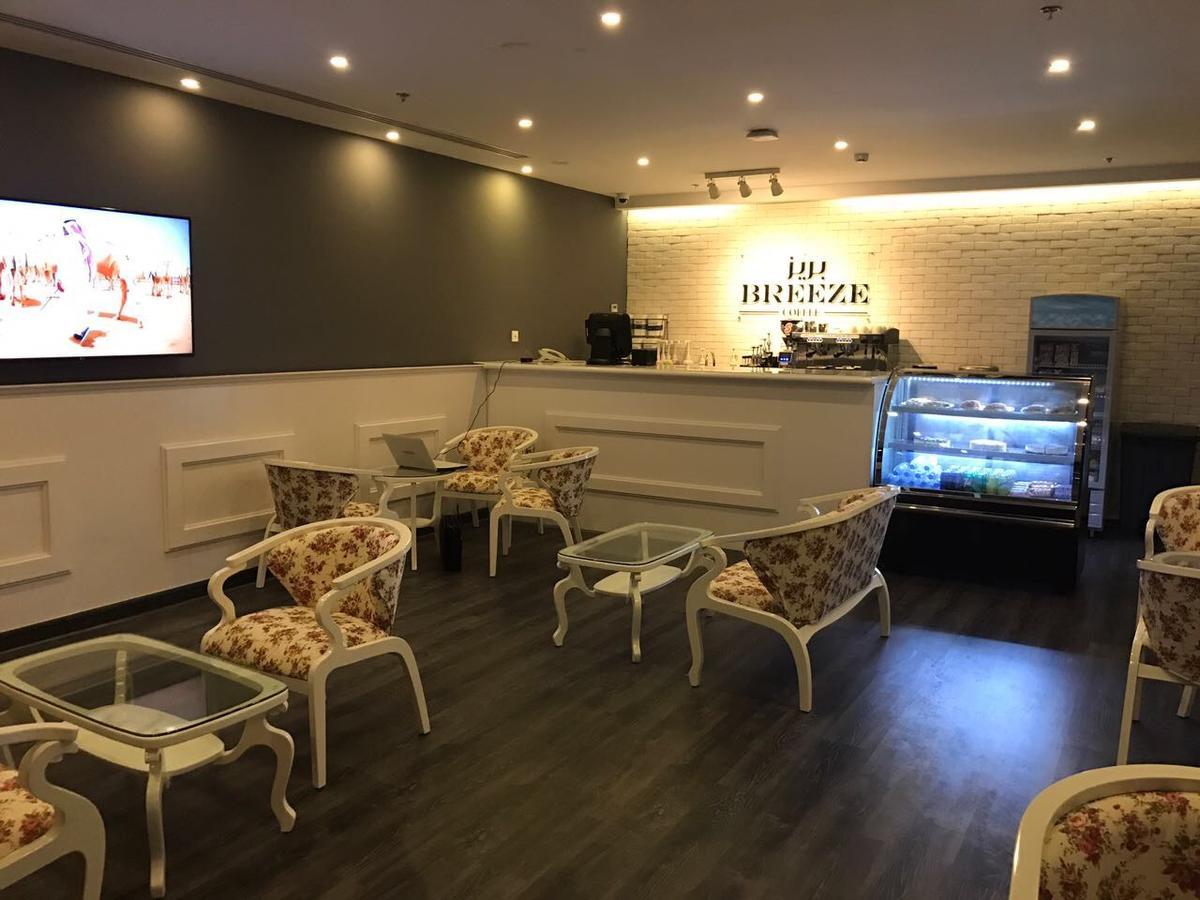 Gulf Breeze Hotel Apartments Khobar Buitenkant foto